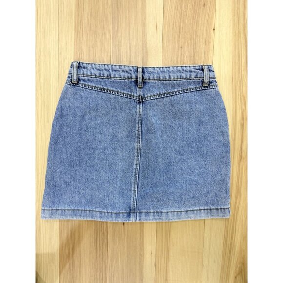 Renuar We Love Denim Button-Front Mini Skirt Sz 36 Light Wash Casual Style 4 - Picture 3 of 3